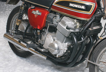 4-1 Black with Chrome Tip Shown On '72-'76 CB750K