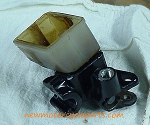 Unworked mster cylinder off a Honda