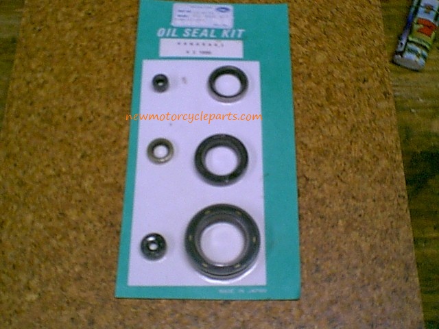 Kawasaki Z1 900 KZ900 KZ1000 Engine Oil Seal kit